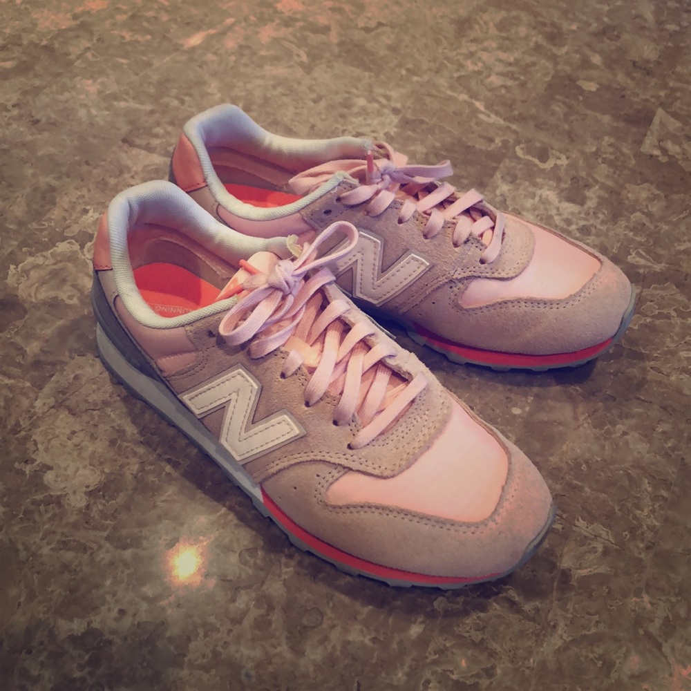 New balance sneaker